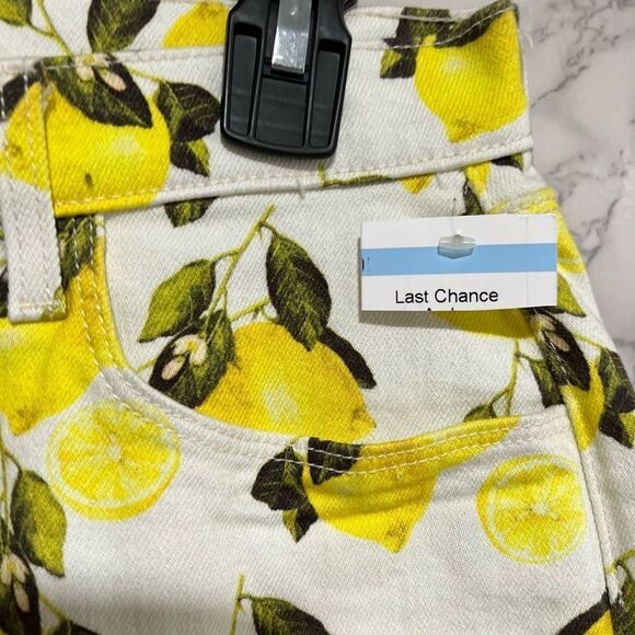 L’AGENCE AUDREY MID RISE SHORT IVORY/YELLOW LEMONS - Picture 5 of 13